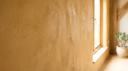 scopri come il rivestimento in calce, un materiale ancestrale, ritorna di tendenza rivoluzionando le ristrutturazioni con stile e sostenibilità.